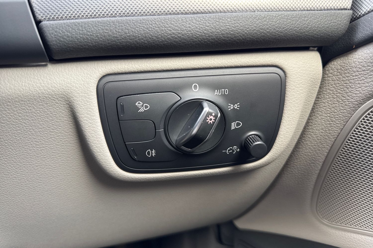 Used Audi A6 2016 for sale - 77973495: Photo 35