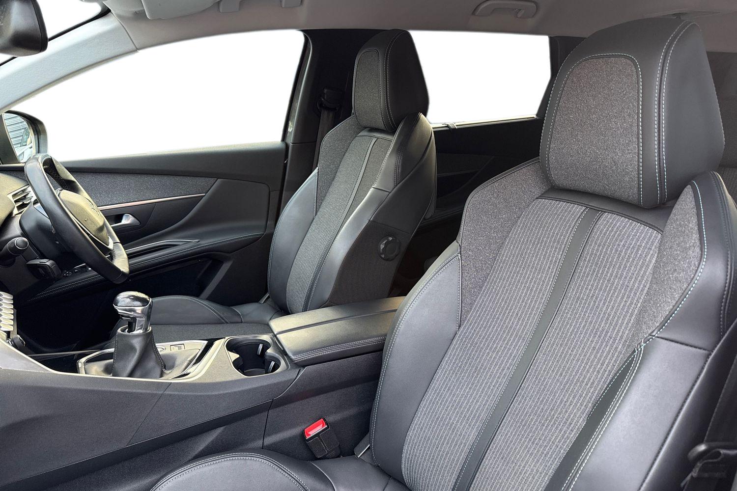 Used Peugeot 5008 2022 for sale - 76902606: Photo 16