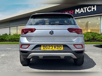 Used Volkswagen T-Roc 2023 for sale - 78750201: Photo