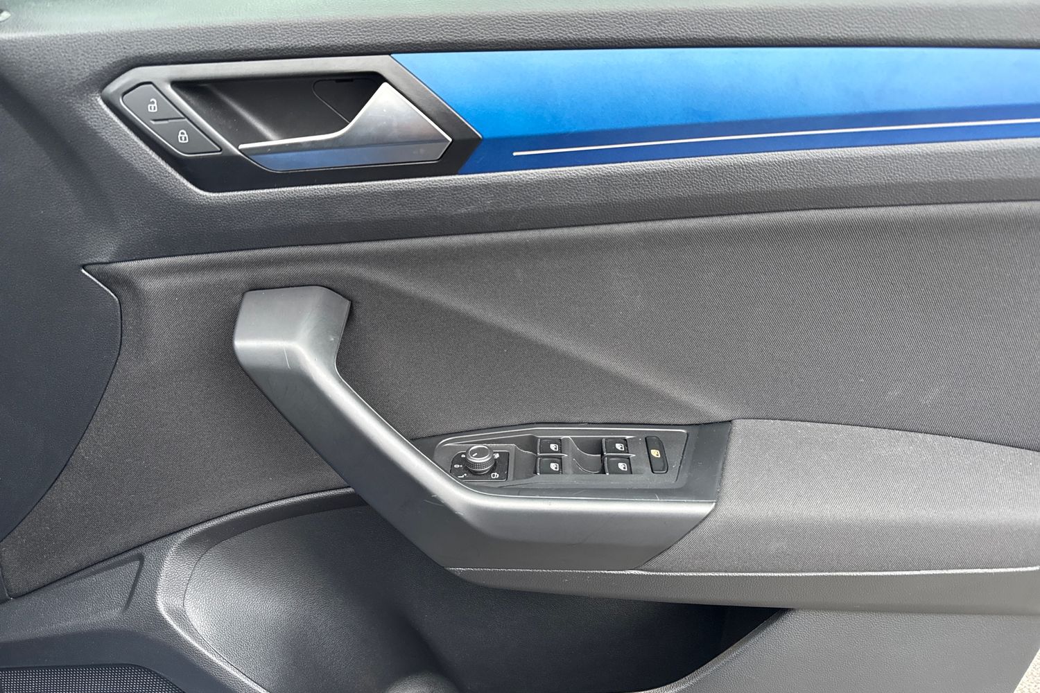 Used Volkswagen T-Roc 2020 for sale - 77382910: Photo 20