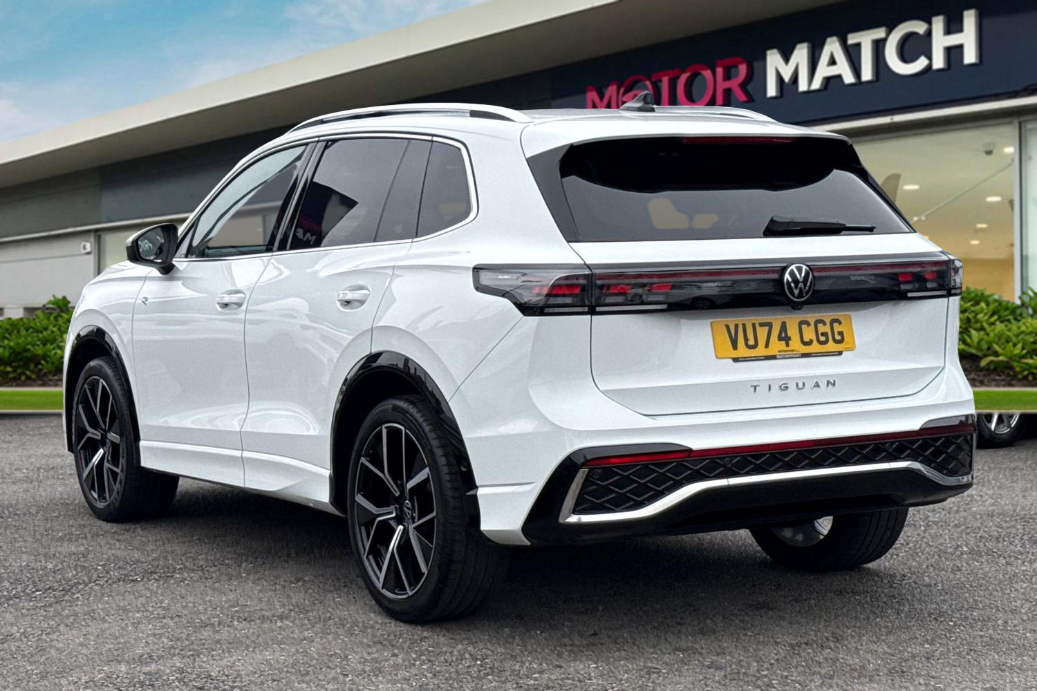 Used Volkswagen Tiguan 2024 for sale - 77805329: Photo 2