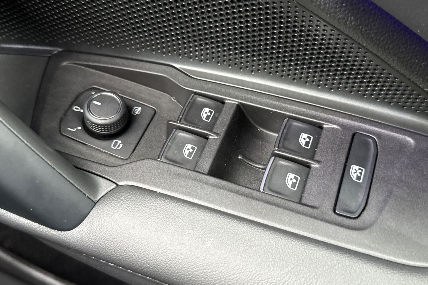 Used Volkswagen Tiguan 2024 for sale - 77805329: Photo 40