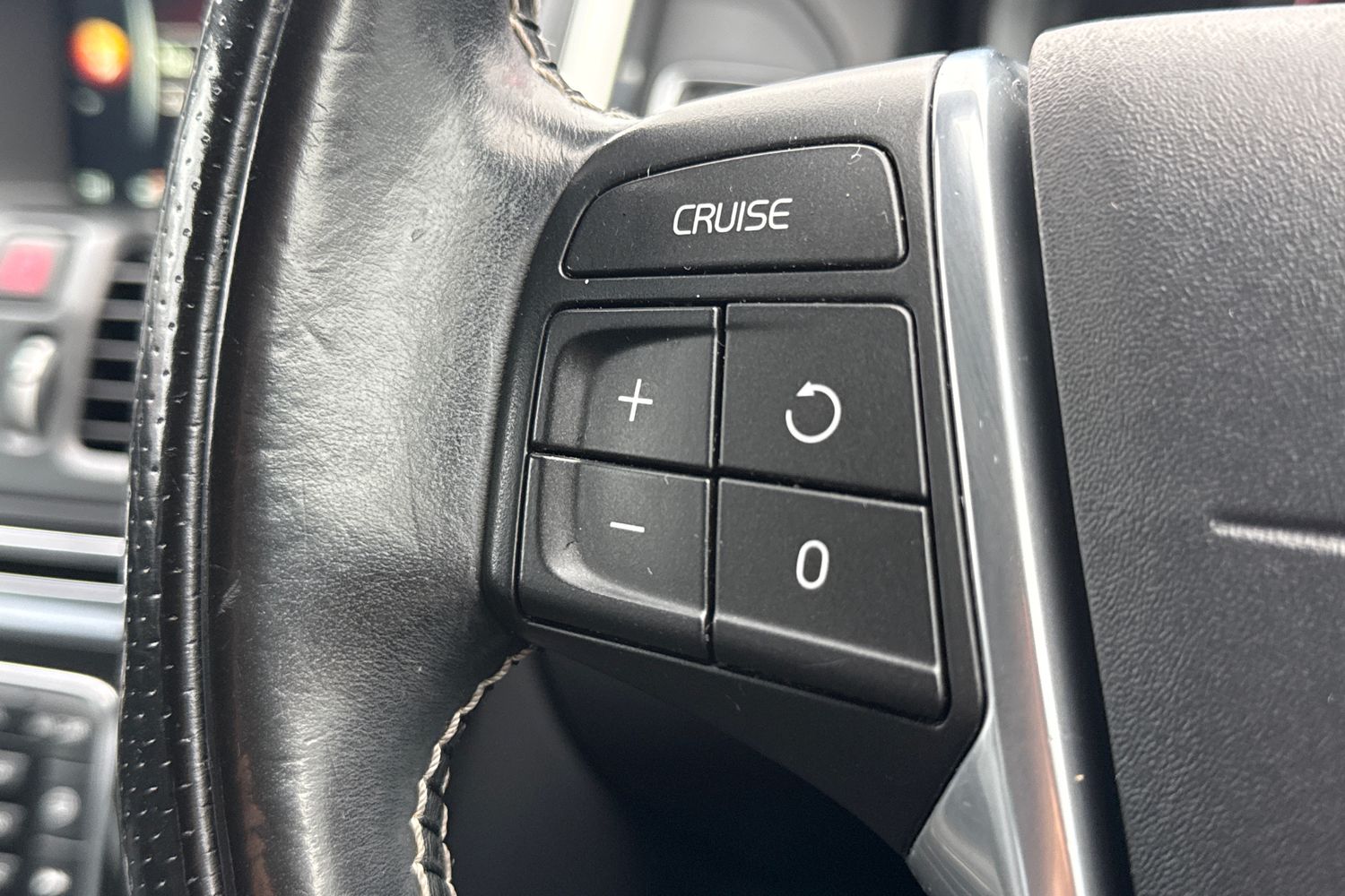 Used Volvo XC60 2016 for sale - 77340965: Photo 41