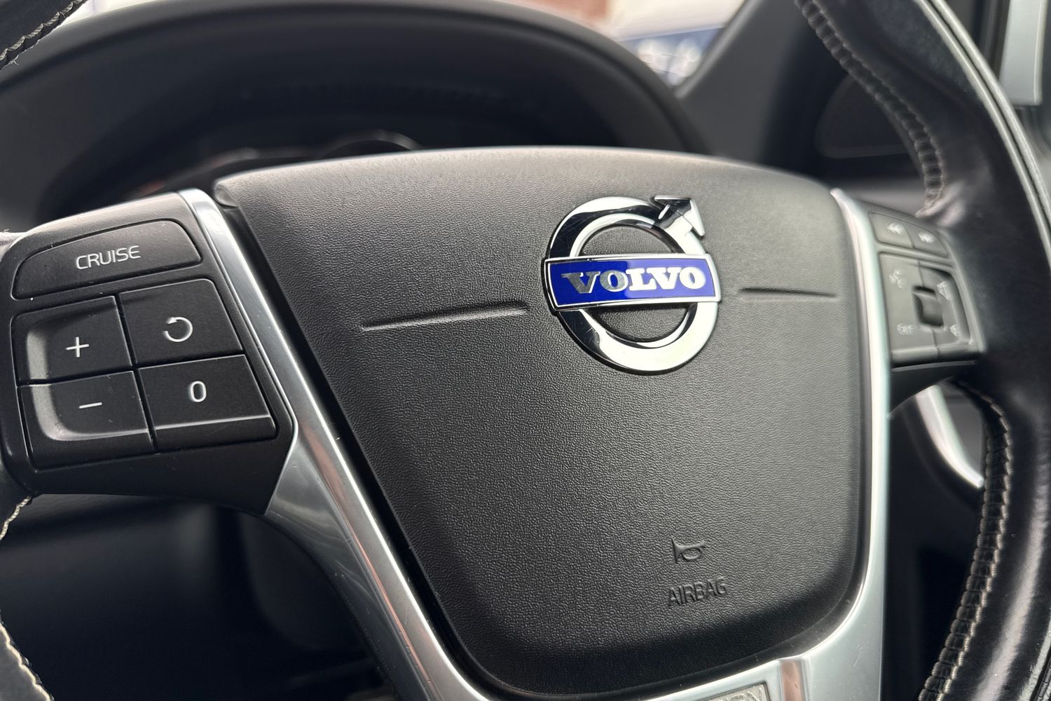 Used Volvo XC60 2016 for sale - 77340965: Photo 48