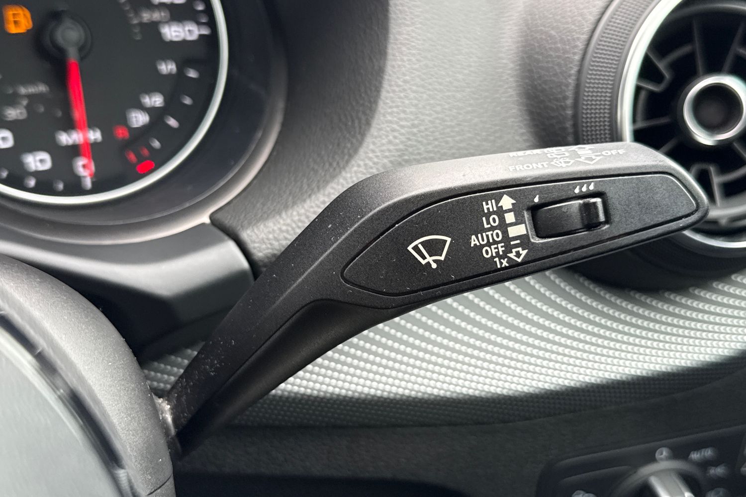 Used Audi Q2 2018 for sale - 78052755: Photo 41