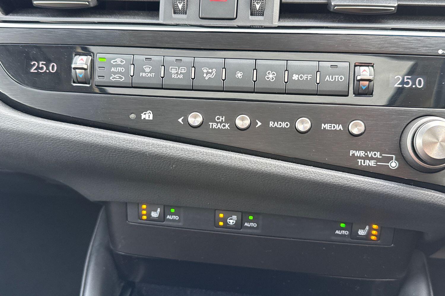 Used Lexus ES 2023 for sale - 78001818: Photo 18