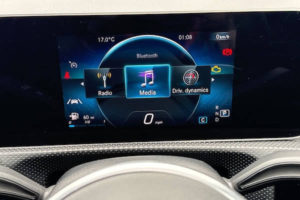 Used Mercedes-Benz A-Class 2018 for sale - 76197689: Photo 41