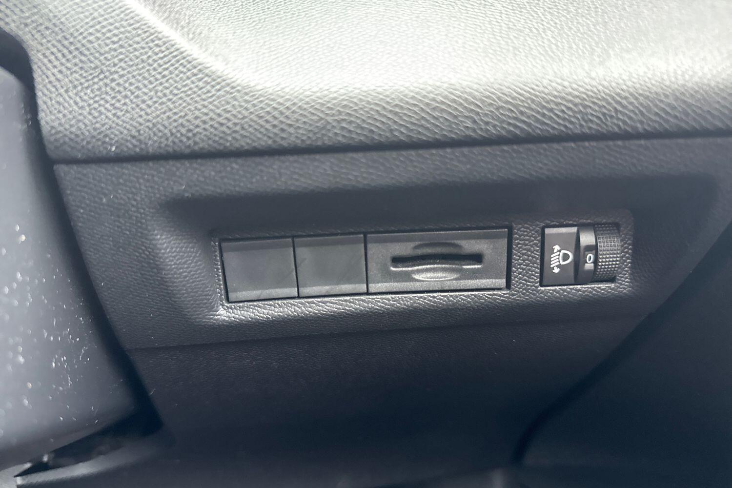 Used Peugeot 308 2022 for sale - 77820295: Photo 36