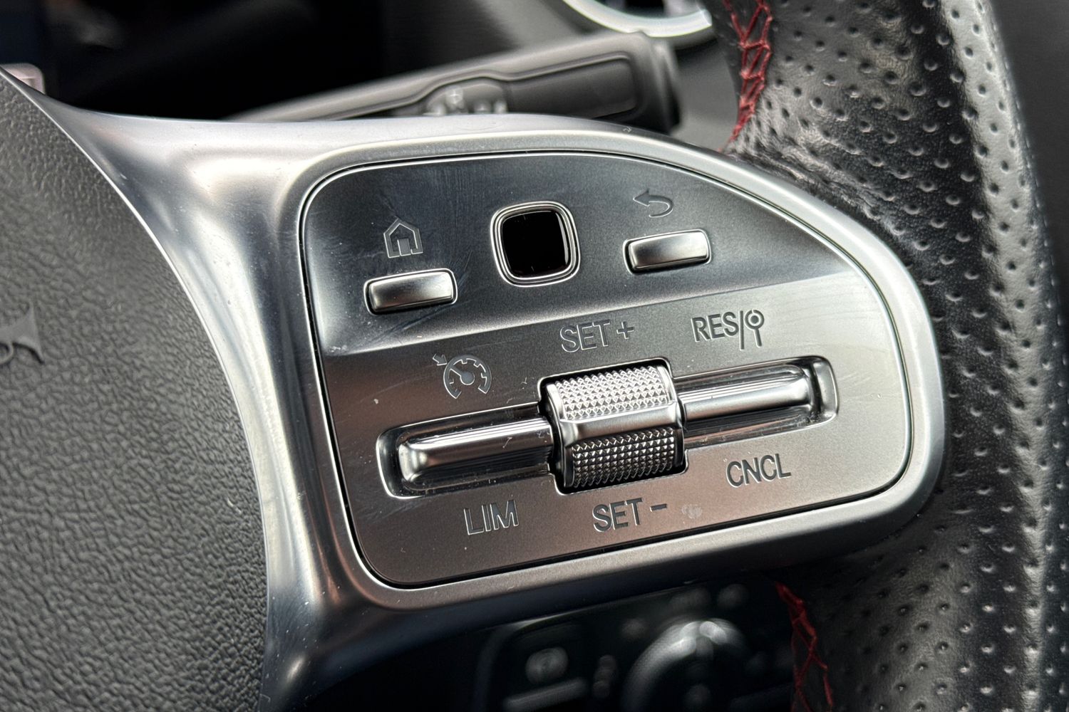 Used Mercedes-Benz GLA 2021 for sale - 76368675: Photo 39