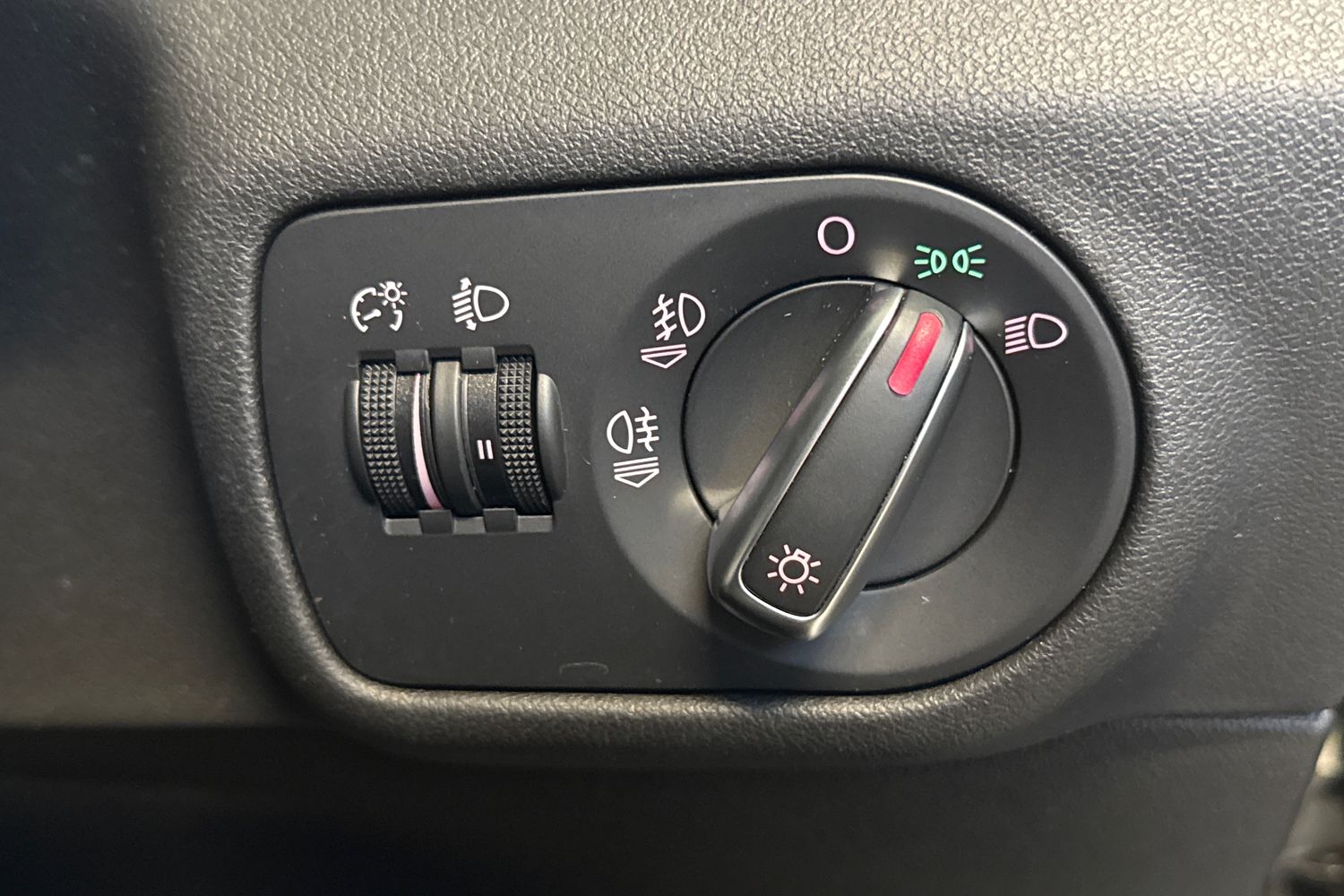 Used Audi A1 2017 for sale - 76624900: Photo 26