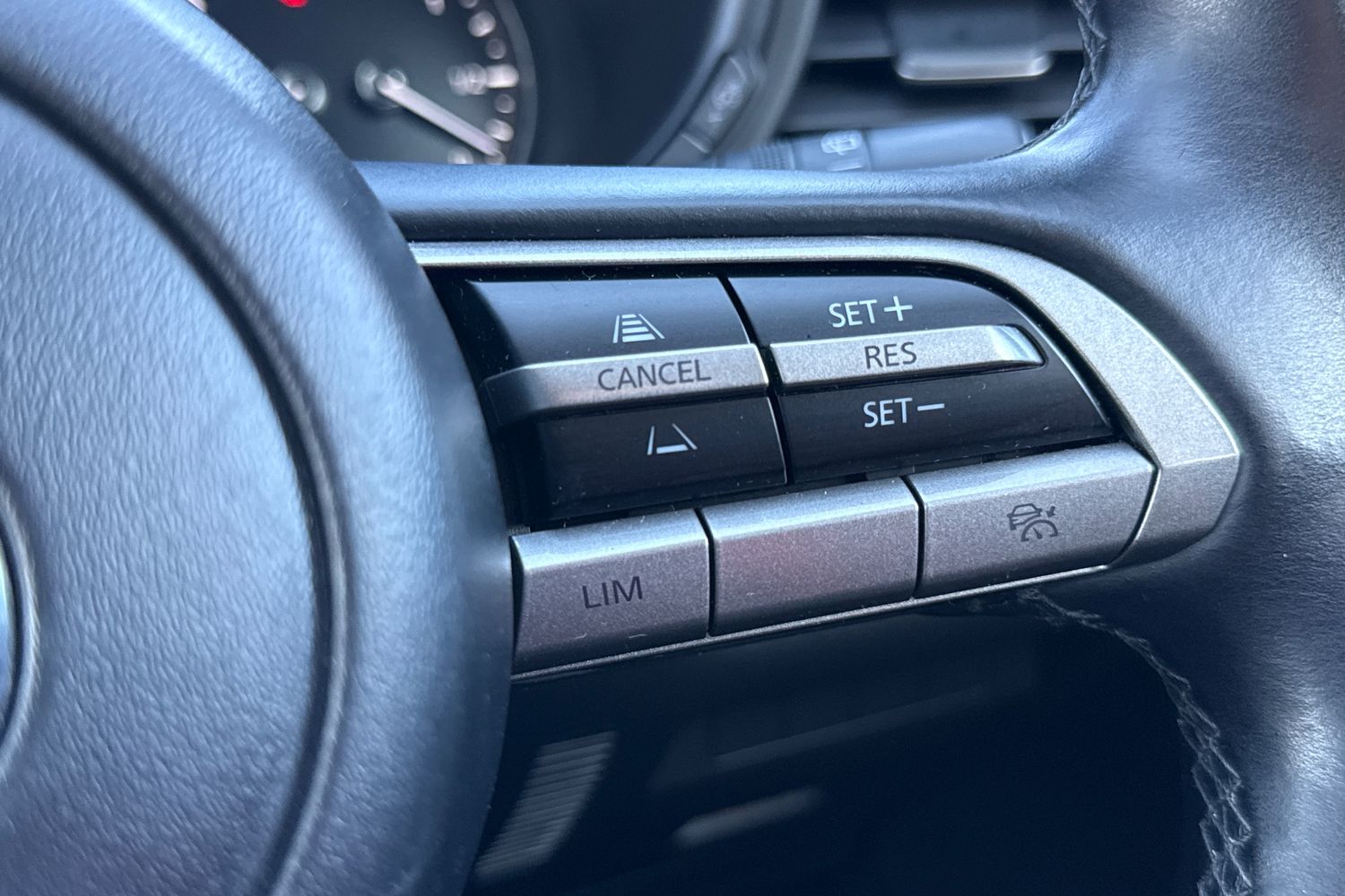 Used Mazda CX-30 2022 for sale - 77929023: Photo 40