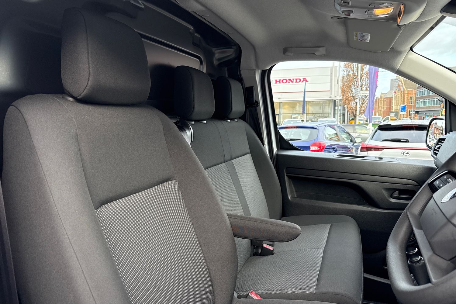 Used Peugeot Expert 2024 for sale - 77172541: Photo 23