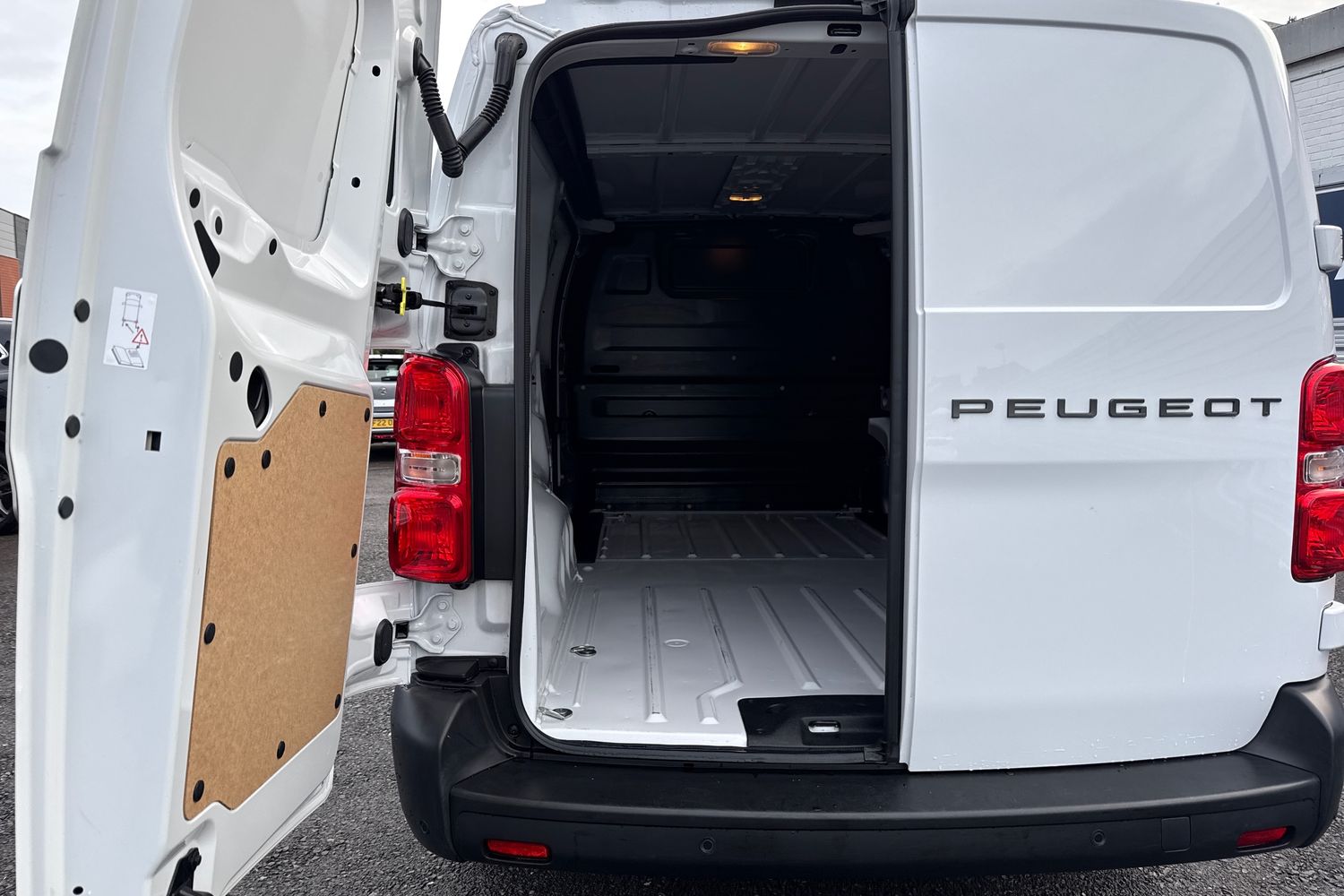 Used Peugeot Expert 2024 for sale - 77172541: Photo 33