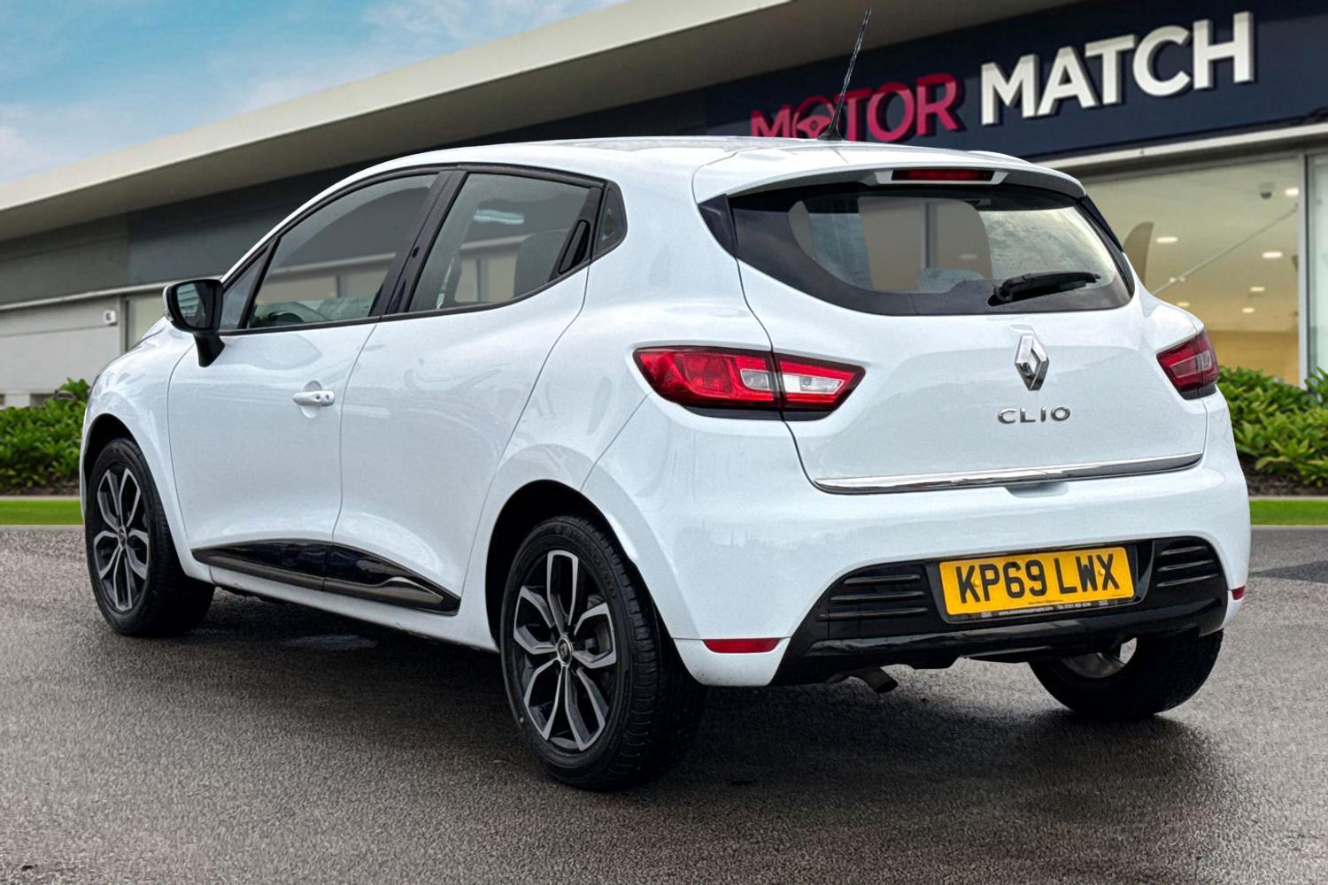 Used Renault Clio 2019 for sale - 77117819: Photo 2