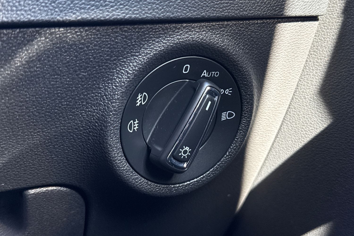 Used Skoda Karoq 2022 for sale - 78155027: Photo 33