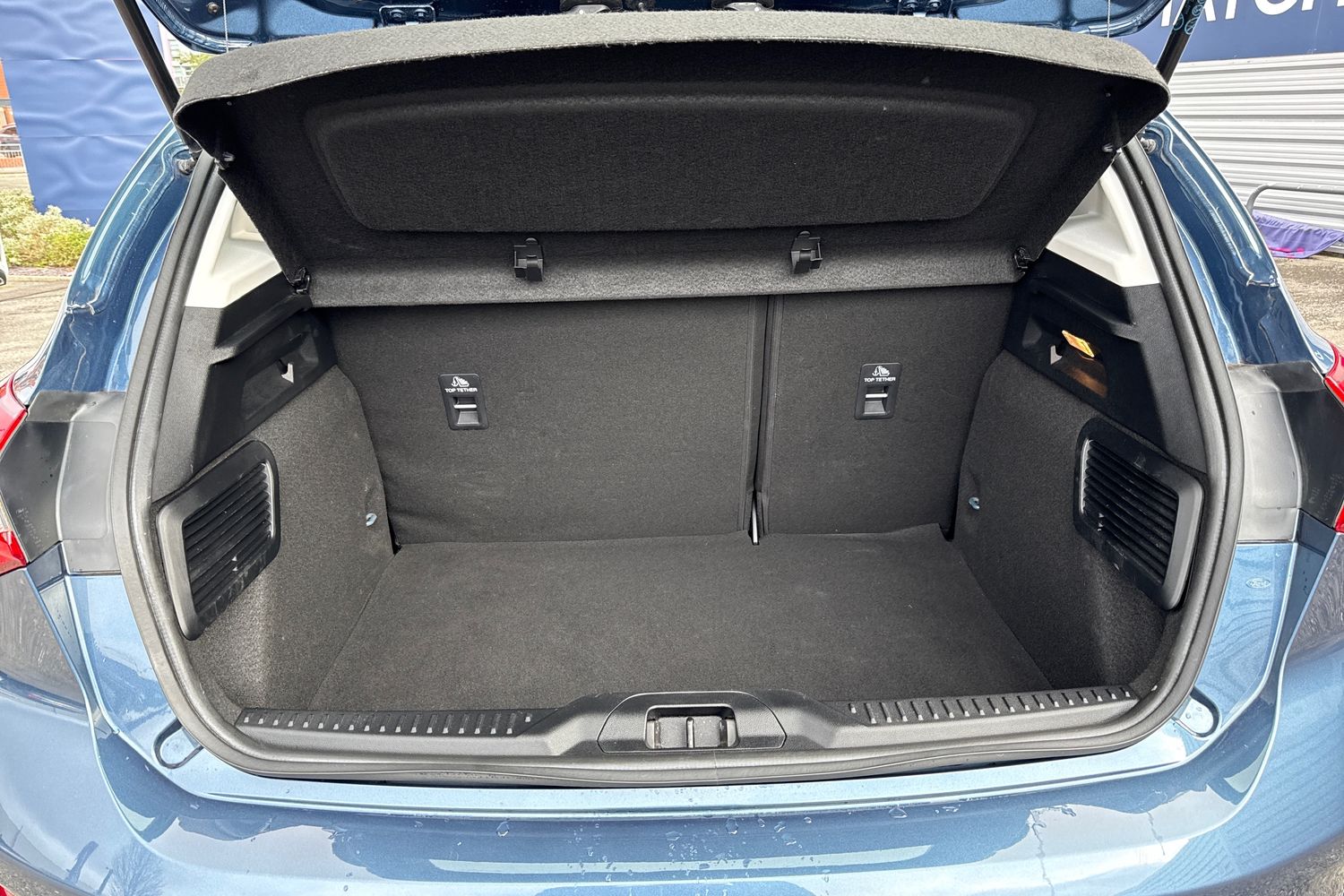 Used Ford Focus 2021 for sale - 77374376: Photo 7