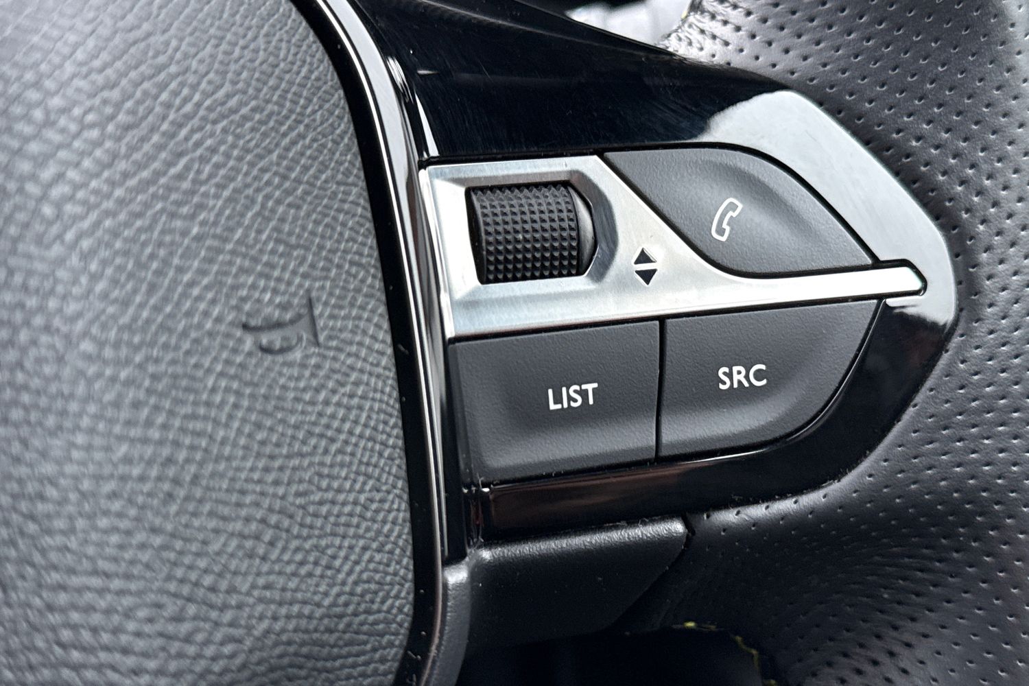 Used Peugeot 2008 2022 for sale - 77390279: Photo 43