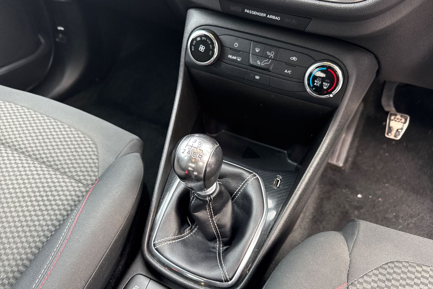 Used Ford Fiesta 2018 for sale - 77340996: Photo 22