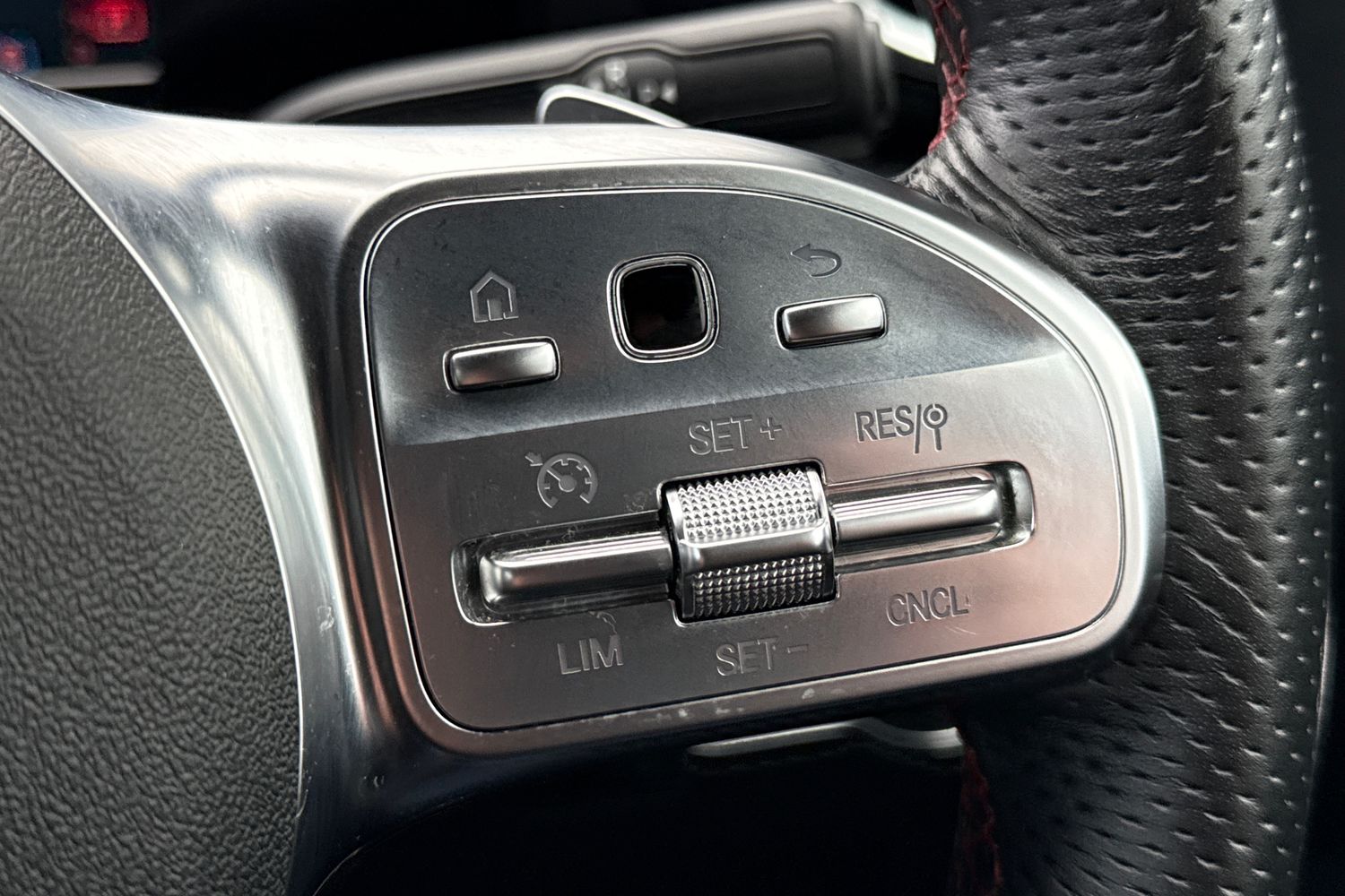 Used Mercedes-Benz A-Class 2018 for sale - 76641818: Photo 35