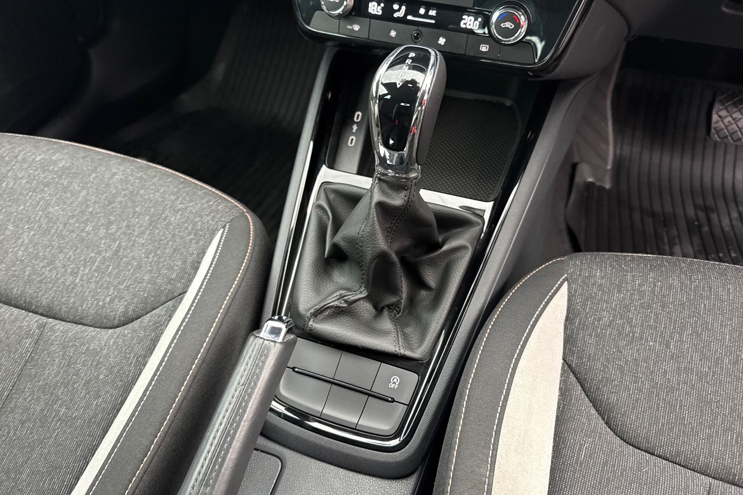 Used Skoda Kamiq 2024 for sale - 76884243: Photo 23