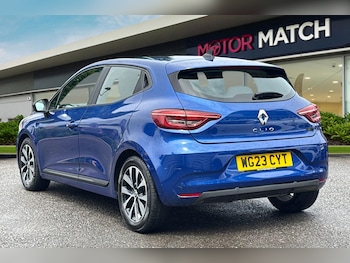 Used Renault Clio 2023 for sale - 78769892: Photo