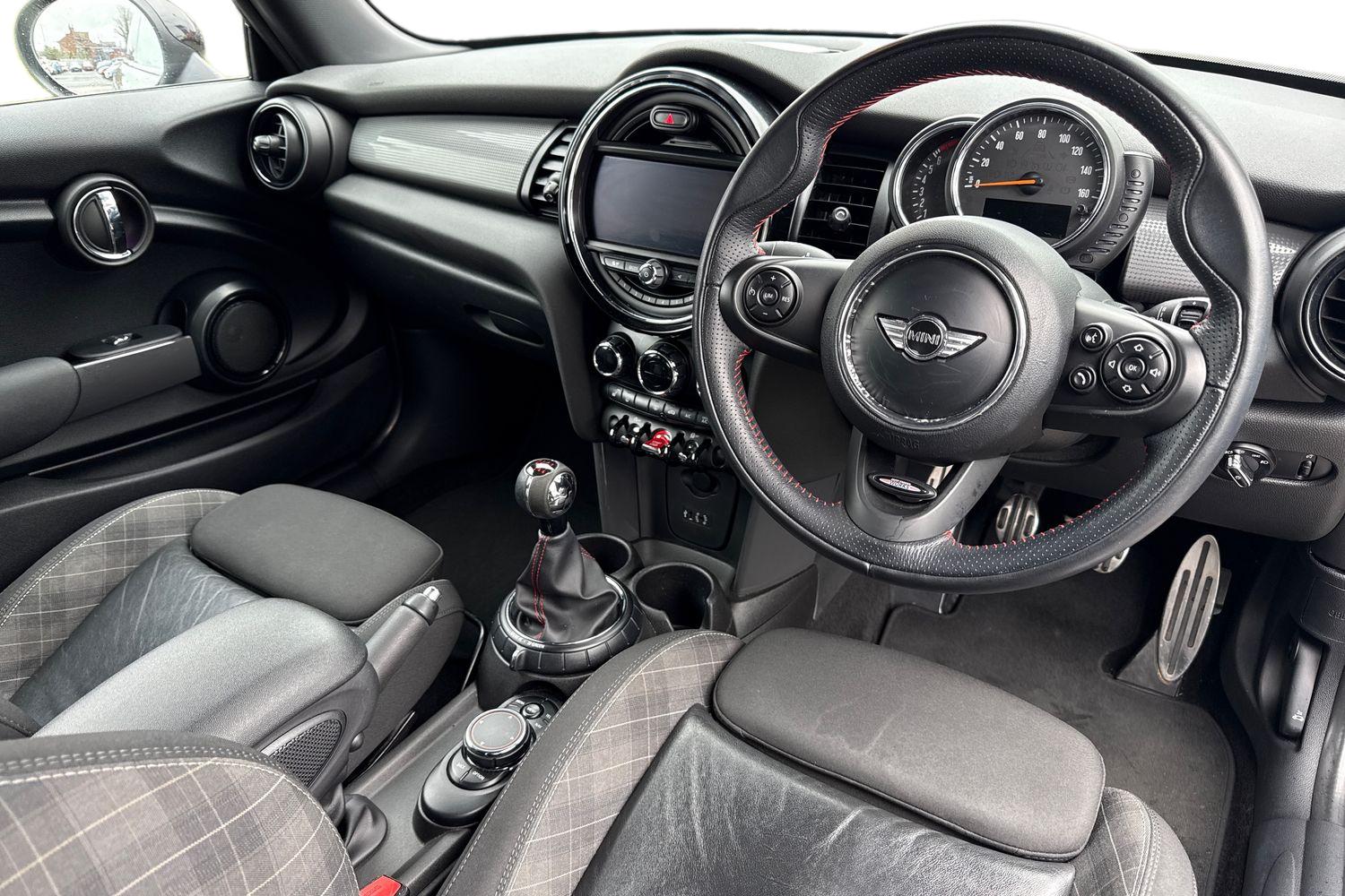 Used MINI Hatch 2016 for sale - 78055918: Photo 18