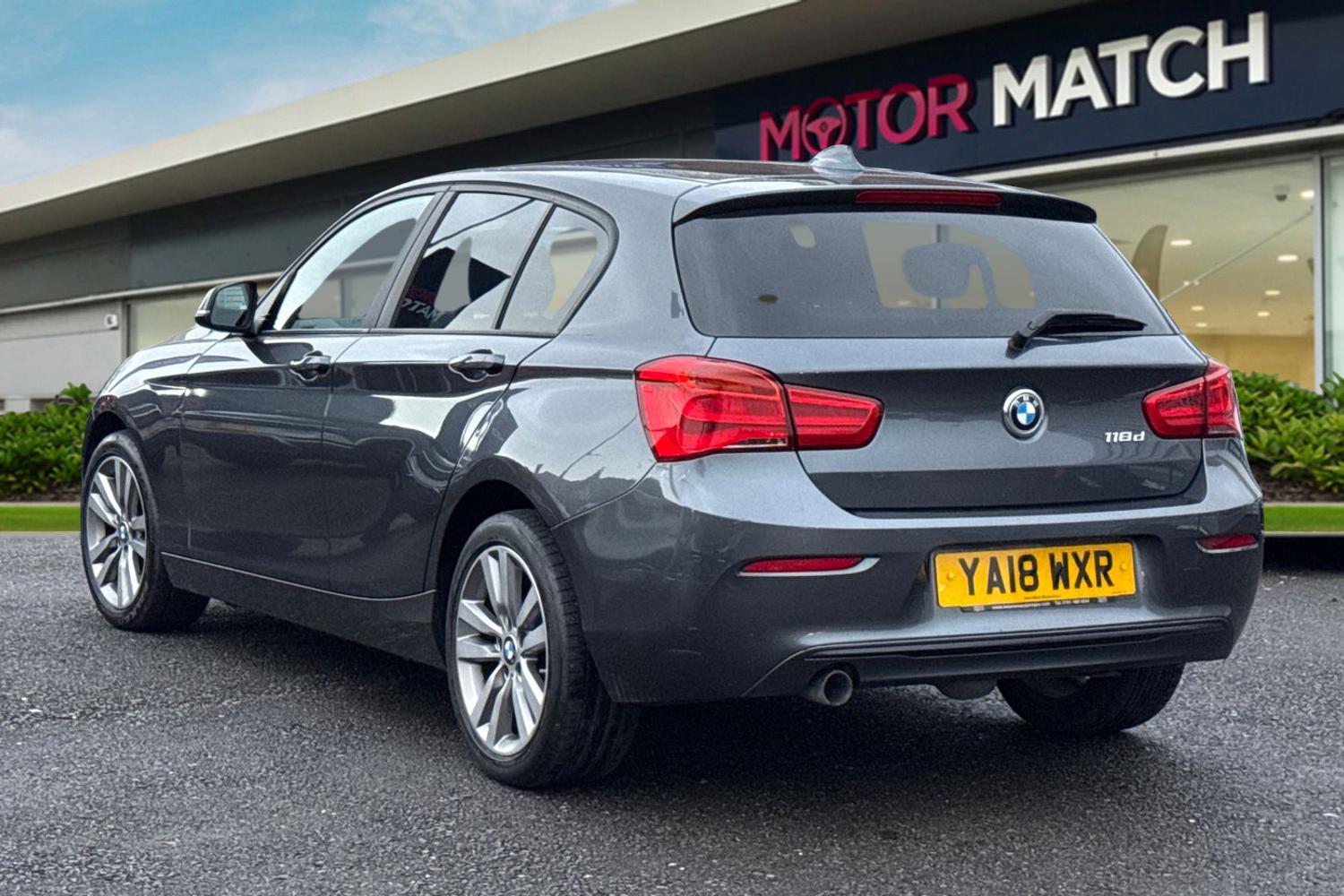Used BMW 1 Series 2018 for sale - 76884156: Photo 2