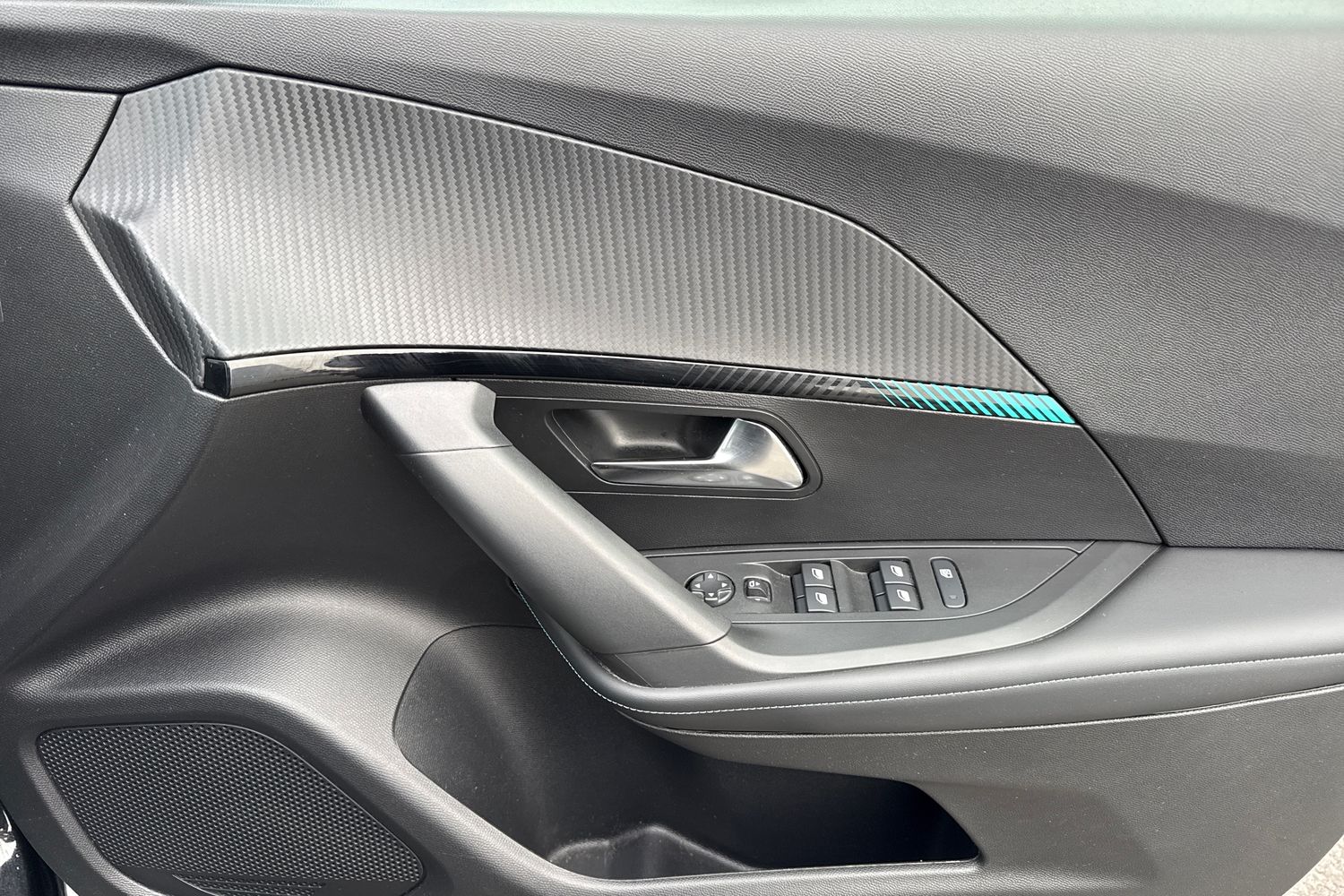 Used Peugeot 2008 2022 for sale - 77334387: Photo 21