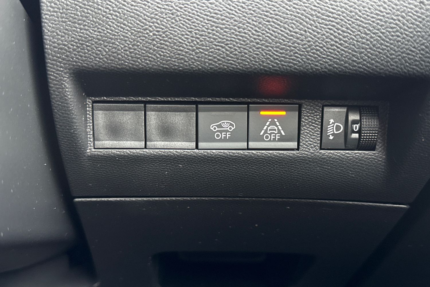 Used Peugeot 2008 2022 for sale - 77334387: Photo 43