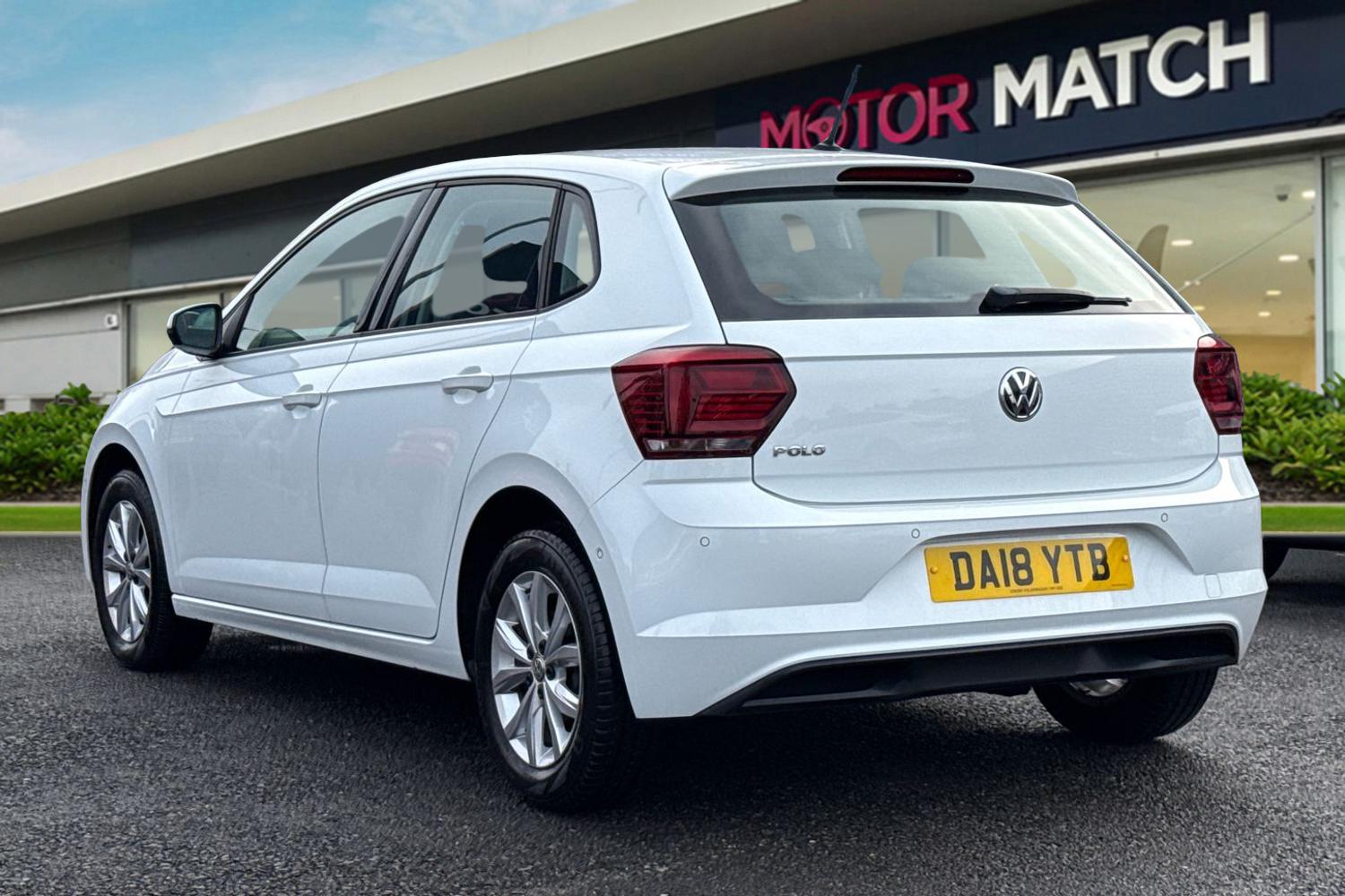 Used Volkswagen Polo 2018 for sale - 76495273: Photo 2