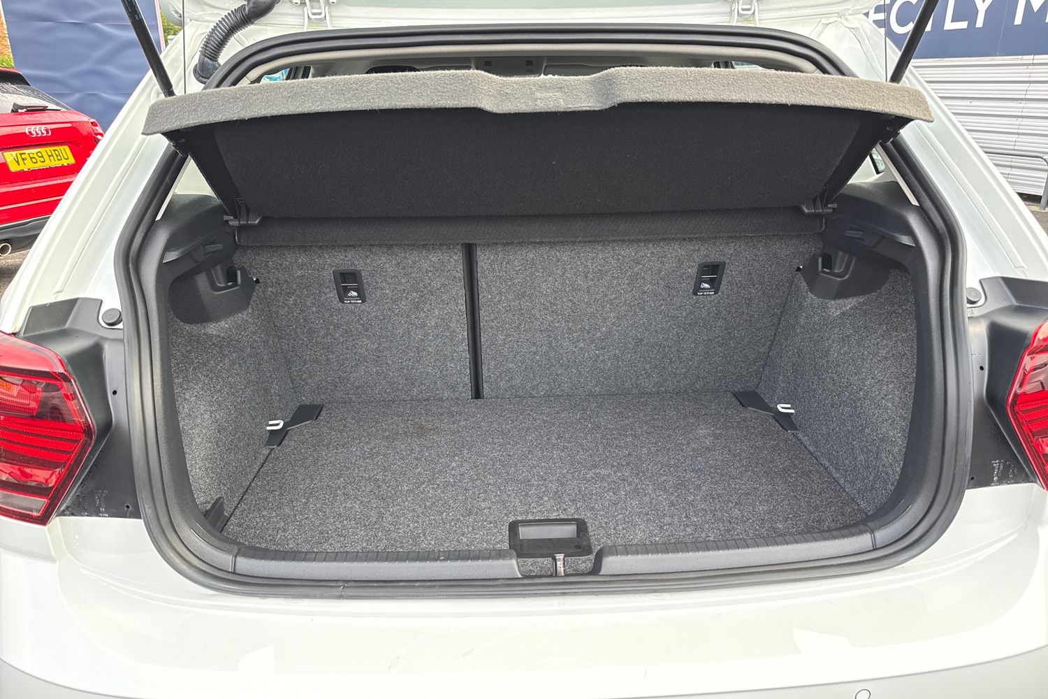 Used Volkswagen Polo 2018 for sale - 76495273: Photo 6