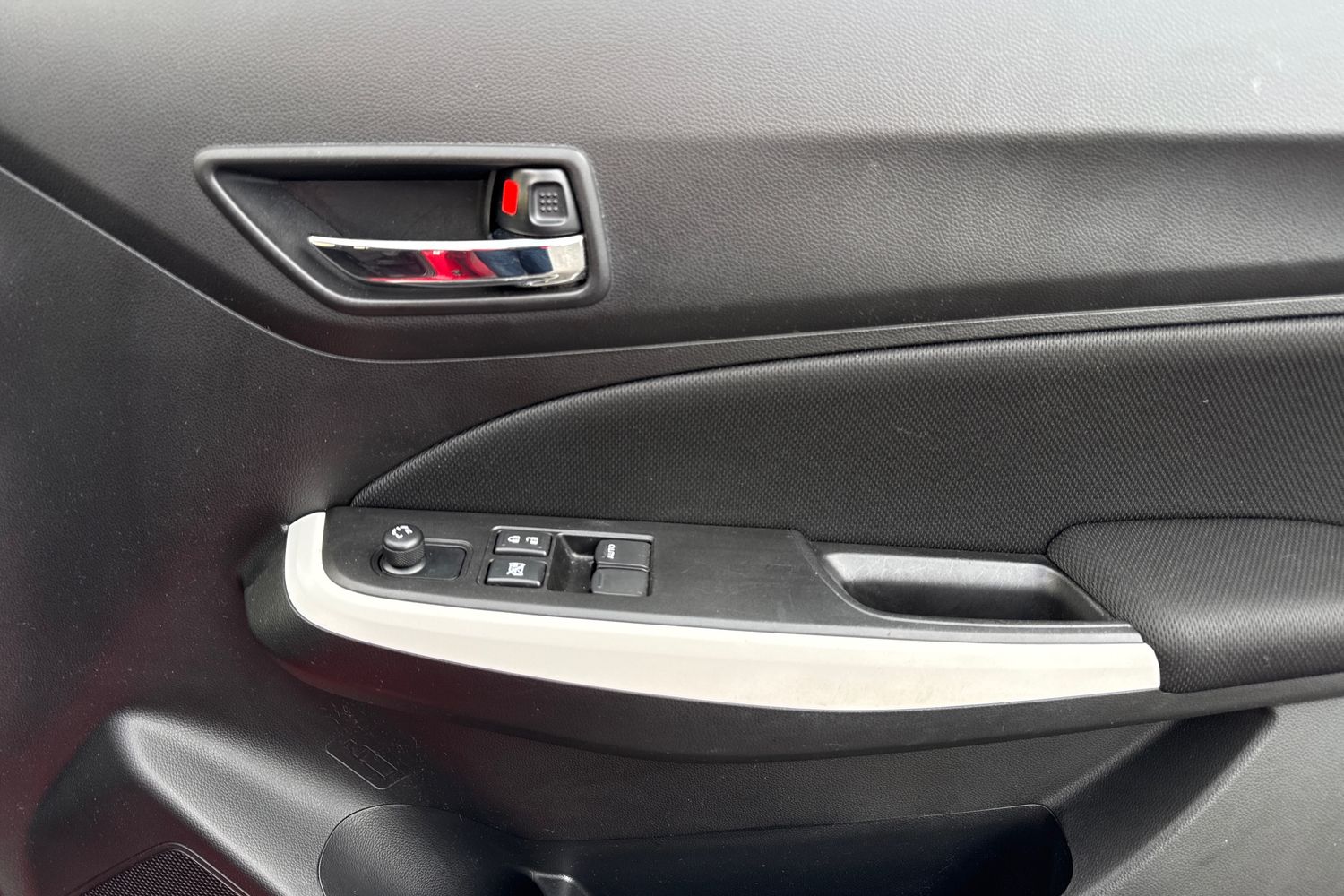 Used Suzuki Swift 2019 for sale - 76863240: Photo 21