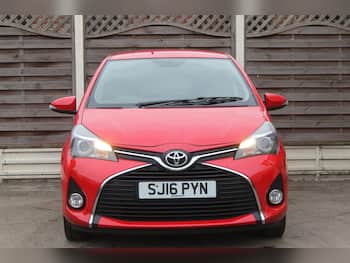 Used Toyota Yaris 2016 for sale - 79740780: Photo