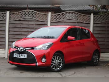 Used Toyota Yaris 2016 for sale - 79740780: Photo