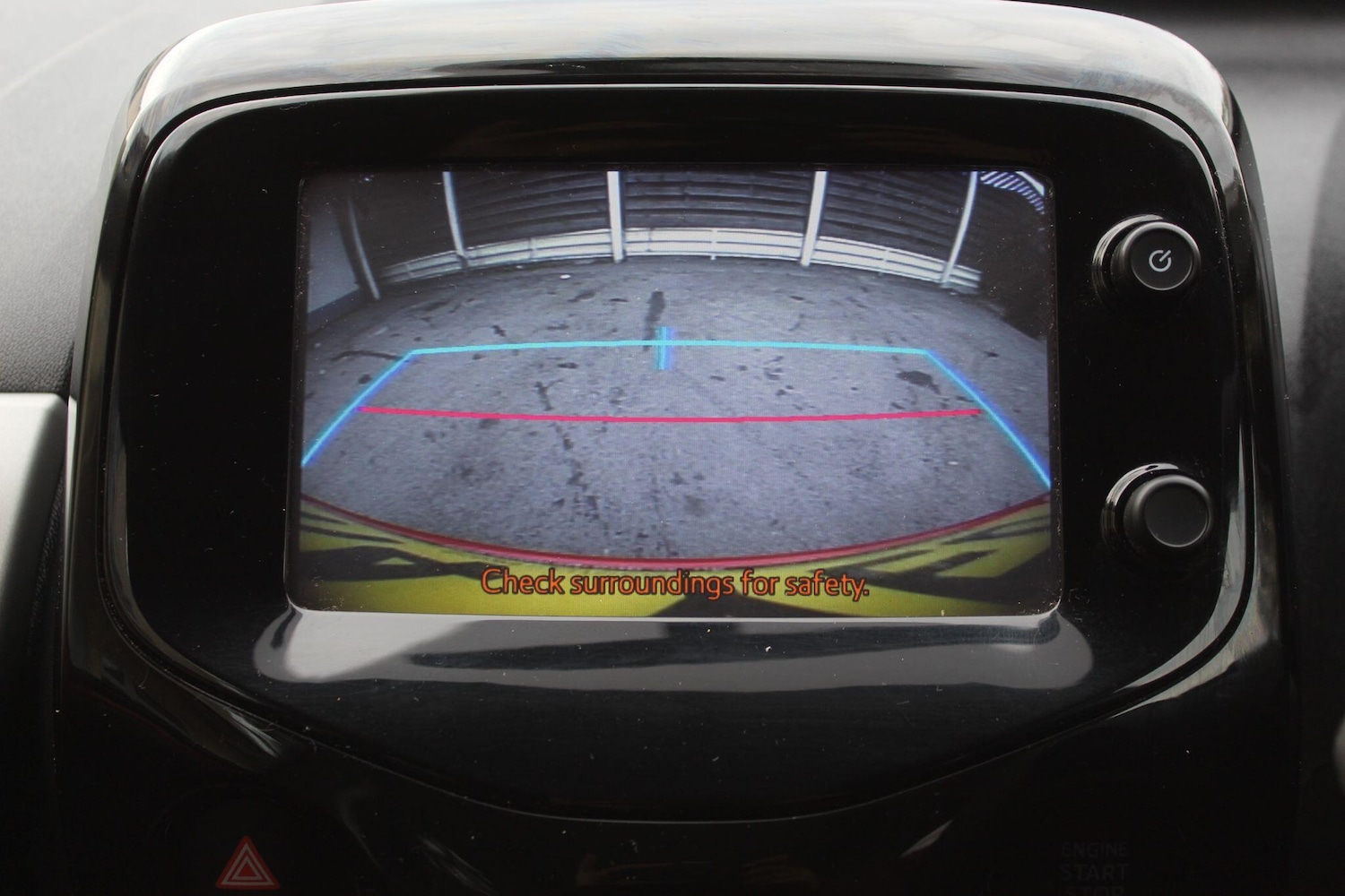 Used Peugeot 108 2014 for sale - 76152572: Photo 2