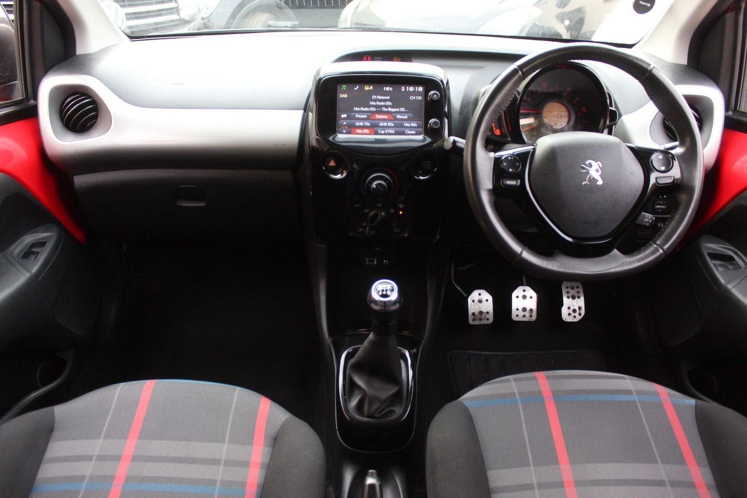 Used Peugeot 108 2014 for sale - 76152572: Photo 21