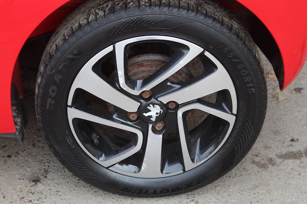 Used Peugeot 108 2014 for sale - 76152572: Photo 27