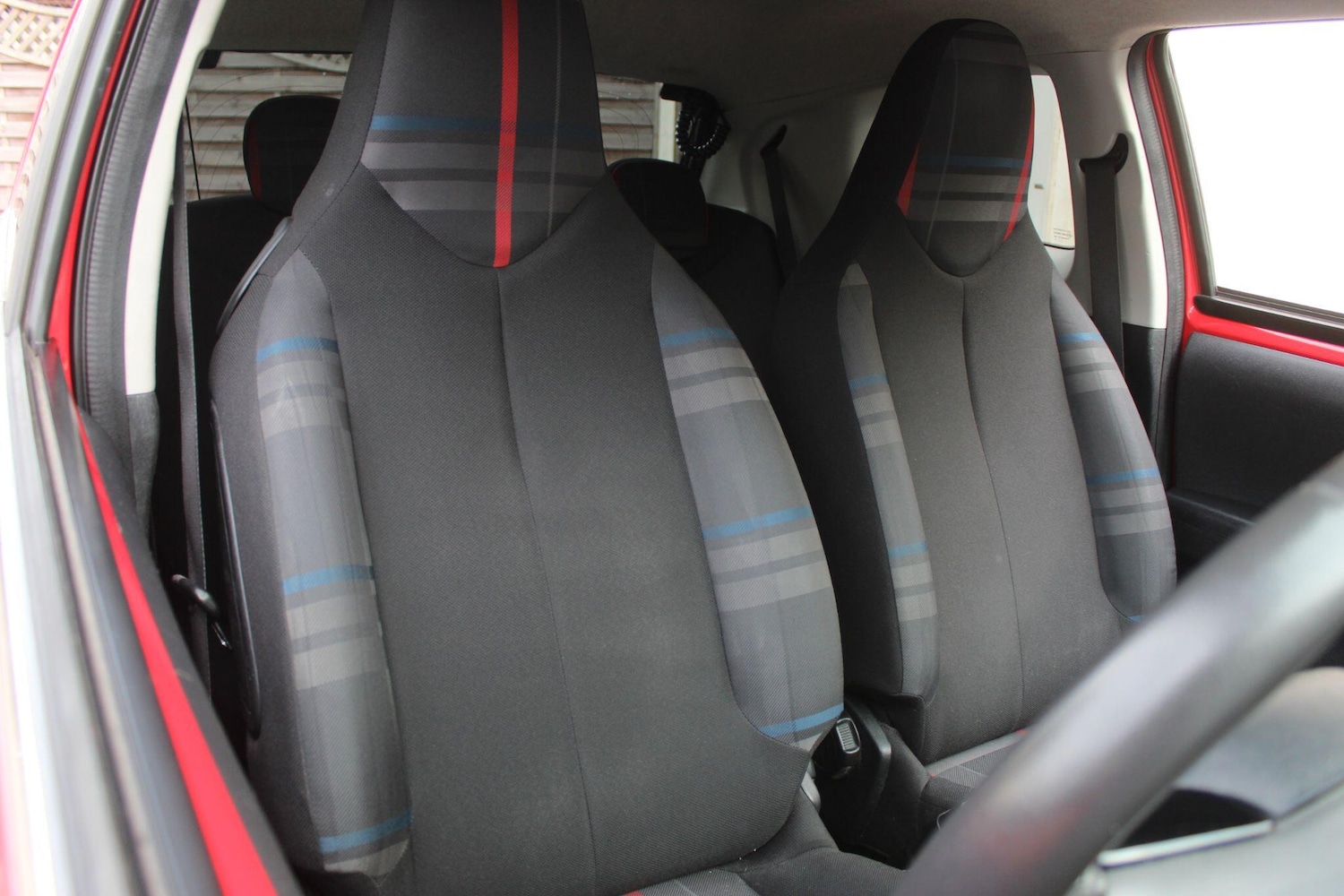 Used Peugeot 108 2014 for sale - 76152572: Photo 5