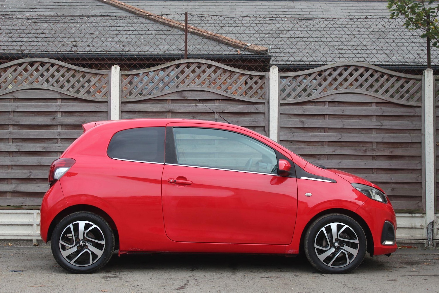 Used Peugeot 108 2014 for sale - 76152572: Photo 7