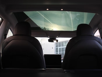 Used Tesla Model 3 2020 for sale - 76072710: Photo 2