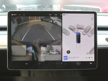Used Tesla Model 3 2020 for sale - 76072710: Photo 4