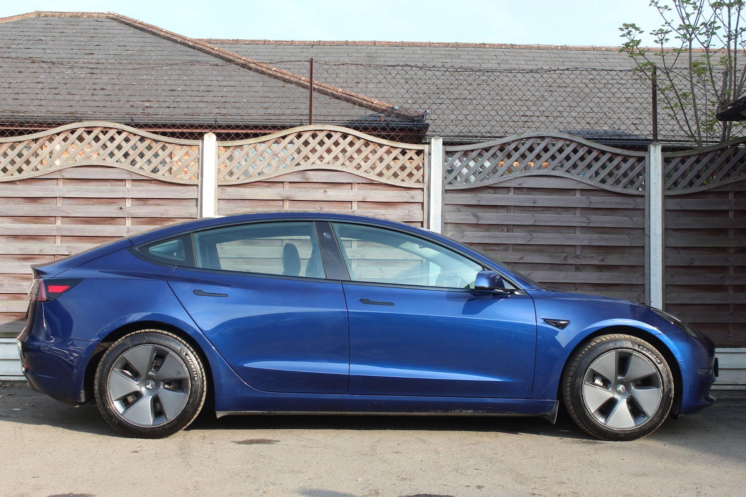 Used Tesla Model 3 2020 for sale - 76072710: Photo 8