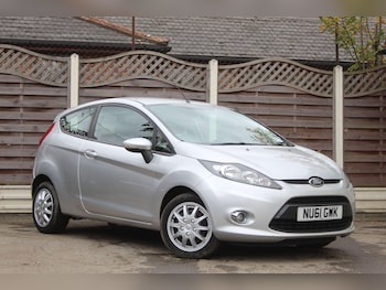 Used Ford Fiesta 2011 for sale - 76409139: Photo