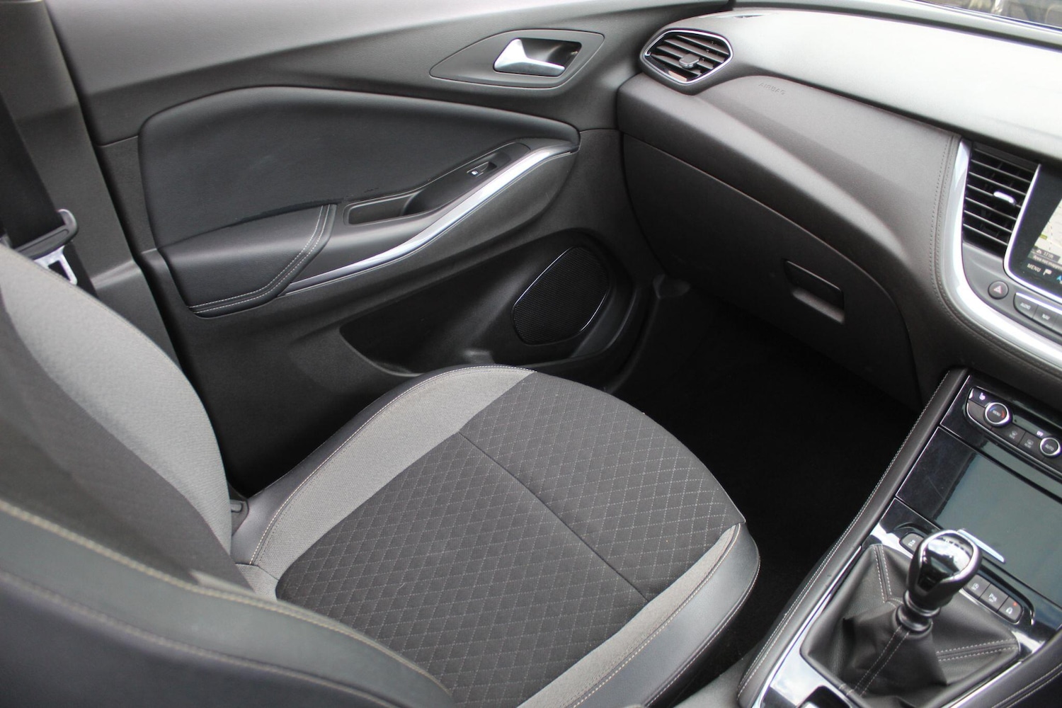 Used Vauxhall Grandland X 2018 for sale - 77016255: Photo 30