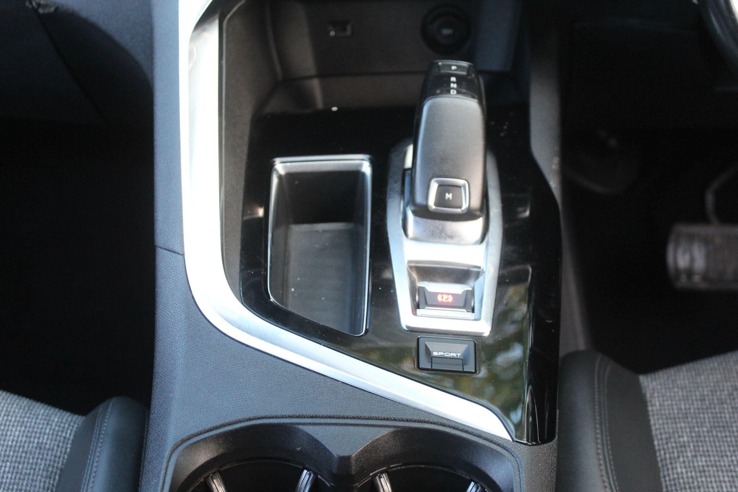 Used Peugeot 5008 2020 for sale - 76786540: Photo 22