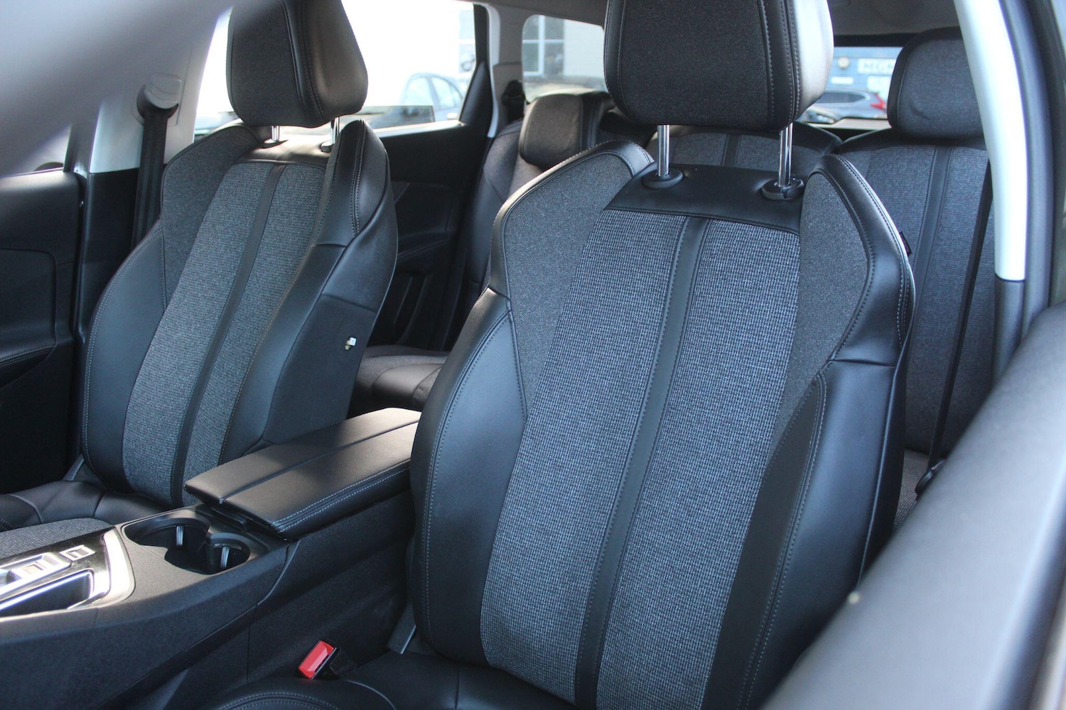 Used Peugeot 5008 2020 for sale - 76786540: Photo 5