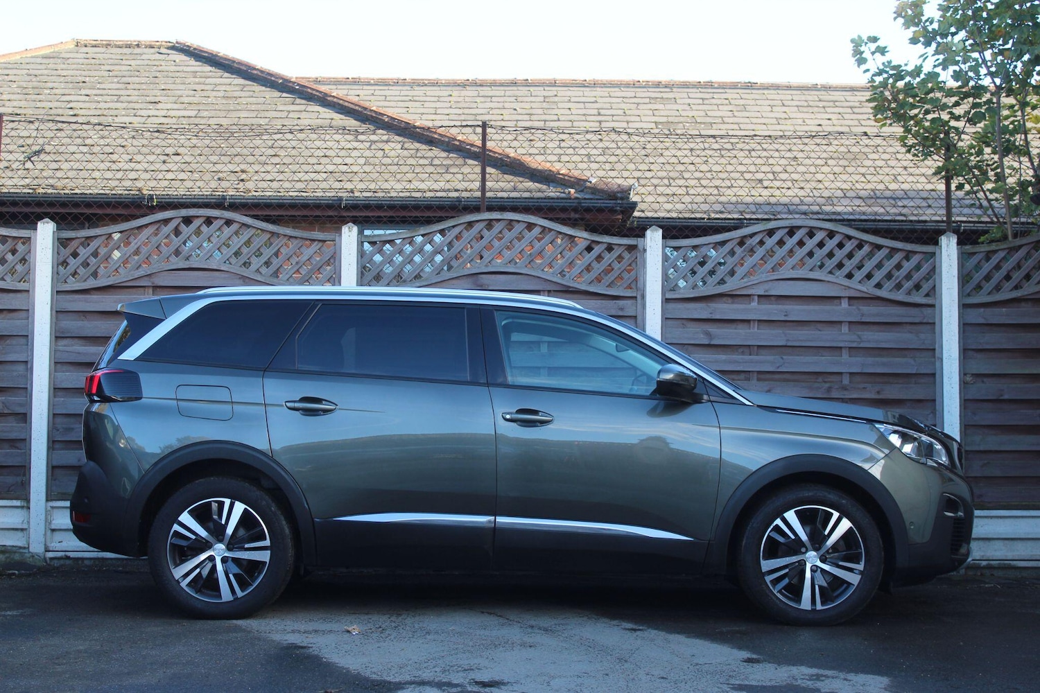 Used Peugeot 5008 2020 for sale - 76786540: Photo 7