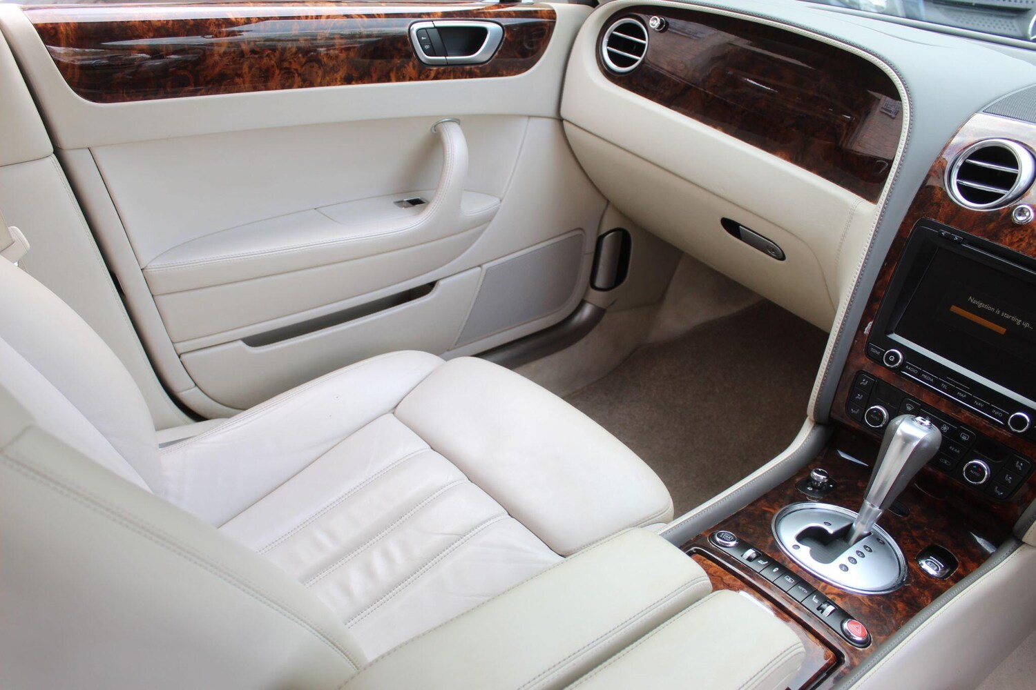 Used Bentley Continental 2011 for sale - 77253828: Photo 43