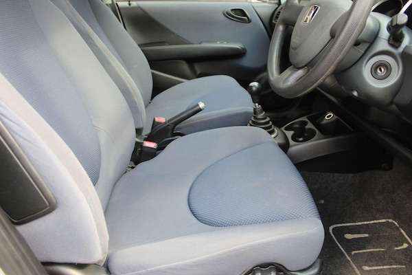 Used Honda Jazz 2002 for sale - 74270485: Photo 12