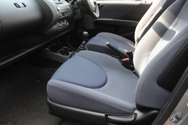 Used Honda Jazz 2002 for sale - 74270485: Photo 21